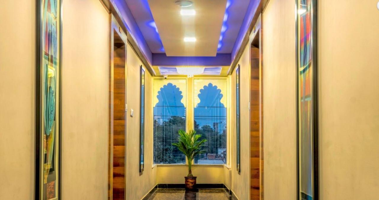 Hotel Kingfisher Удайпур Екстер'єр фото